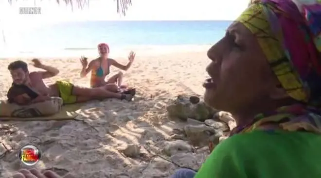 Isola dei Famosi: rissa tra Rachida e Valerio Scanu