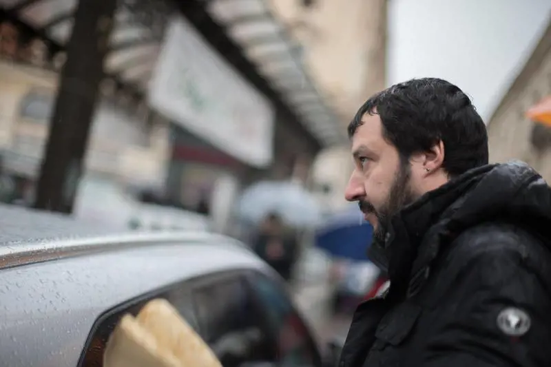 Salvini contestato a L'Aquila