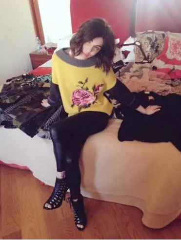 In quinta posizione Bianca Atzei, un po' Lolita un po' fetish. Connubio interessante!