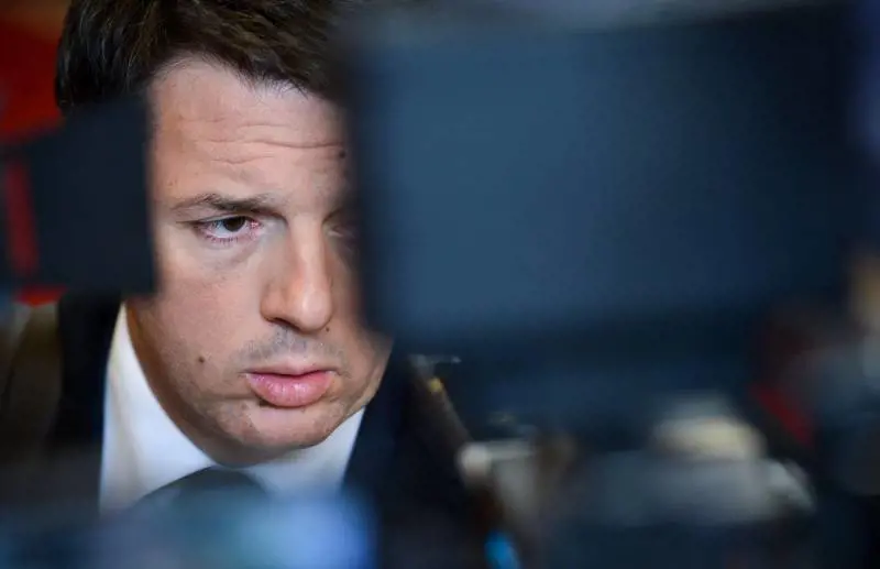 Renzi abbandonato da tutti: ora si vota le riforme da solo