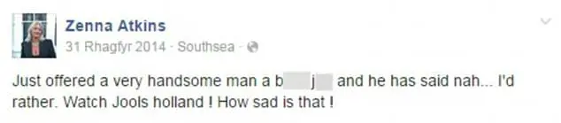 Offre sesso orale e lo scrive su Facebook