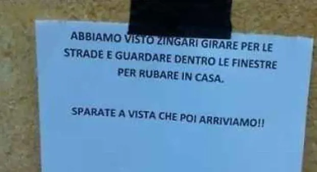 Cartello choc a Vicenza: "Se vedete gli zingari, sparate a vista"