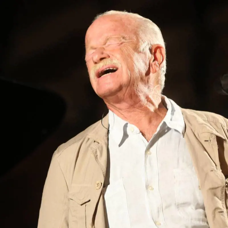Malore per Gino Paoli: salta il concerto ad Aosta