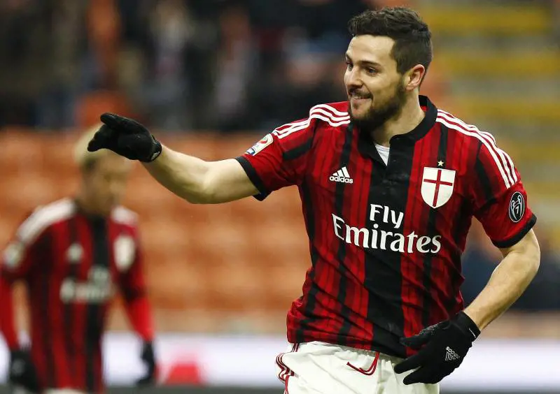 I gol di Menez spingono Destro lontano dal Milan
