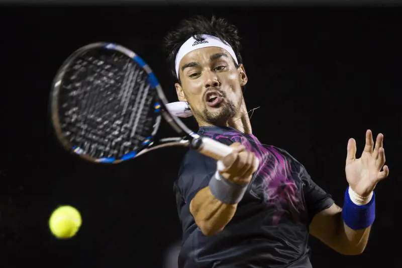 Fabio Fognini durante uno scambio del match contro Rafael Nadal