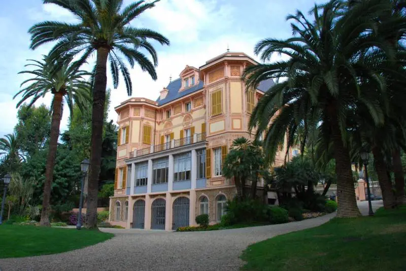 Ecco la villa di Sanremo dove morì l'ultimo Califfo