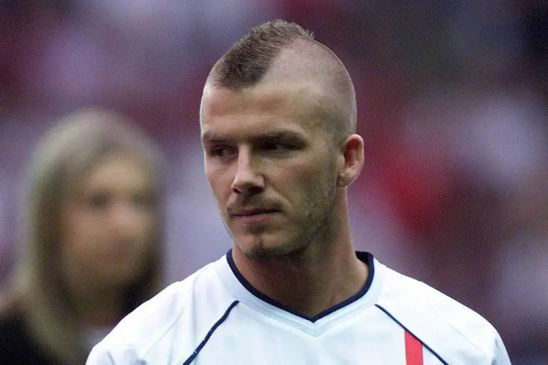 E Ferguson bacchettò Beckham: "Radi a zero la cresta da mohicano"