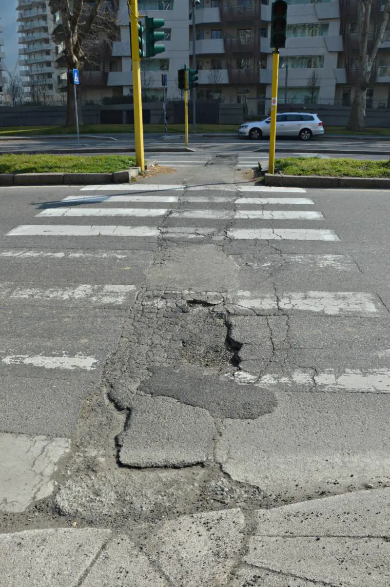 L'attraversamento pedonale di via Berengario