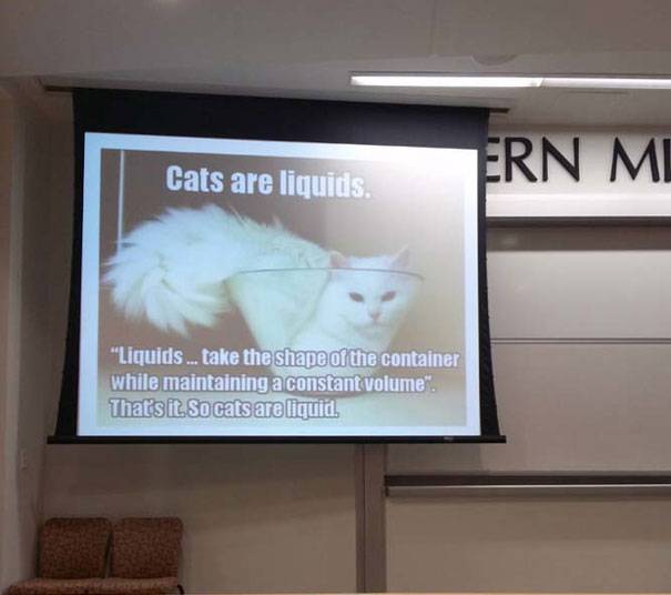 Ecco come un insegnante di fisica spiega ai propri studenti le proprietà dei liquidi