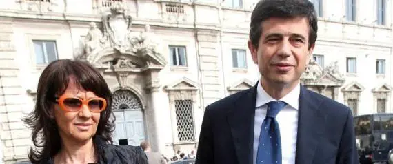 Spuntano i regali per lady Lupi: "Pagati i biglietti dei voli per andare alla convention Ncd"