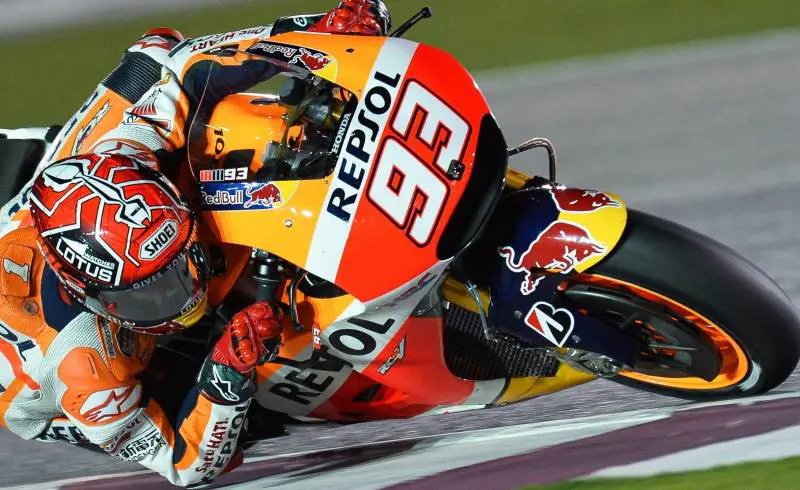 Valentino anno XX. Ma attenti a quei 2 sull'Audi Ducati