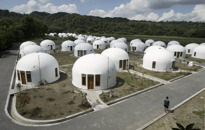Domes for the World, le casette per gli sfollati di Giacarta