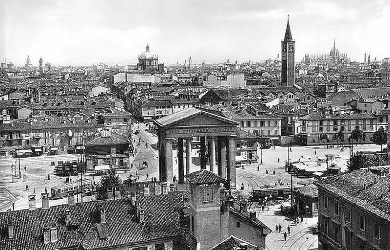 Le barricate al Ticinese Risotti ieri, aperitivi oggi