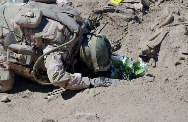 Tra Siria e Iraq almeno 72 le fosse comuni scavate dall'Isis