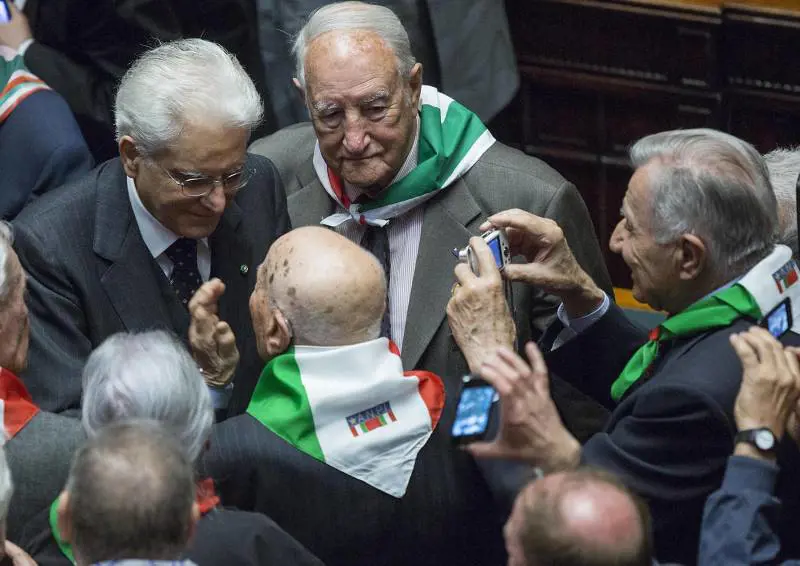 Il partigiano Mattarella equilibrista sul 25 aprile