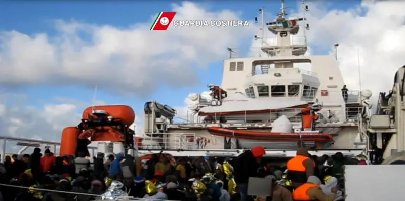 Ecatombe nel Mediterraneo, si temono 700 morti