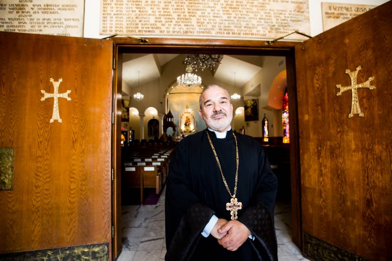 L'arciprete Vicken Vassilian è il pastore della chiesa Saint Garabed (San Giovanni Battista in armeno) di Hollywood