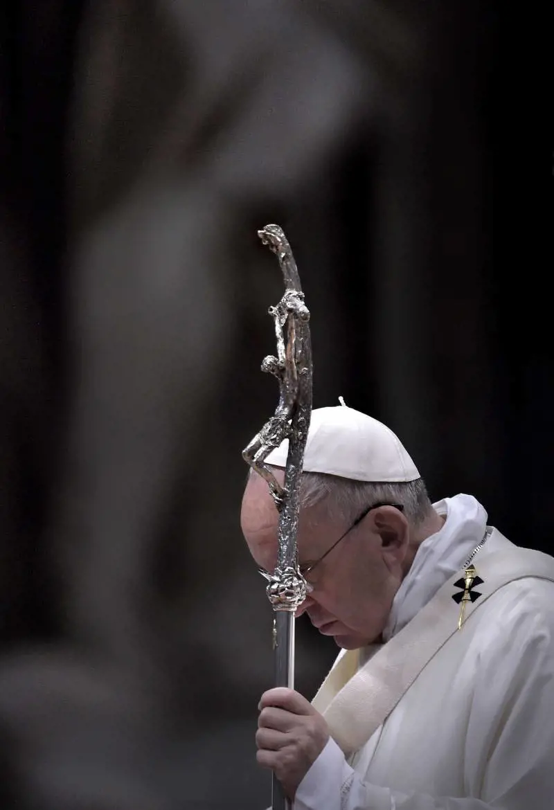 Quella piccola bugia di Bergoglio sulla tv