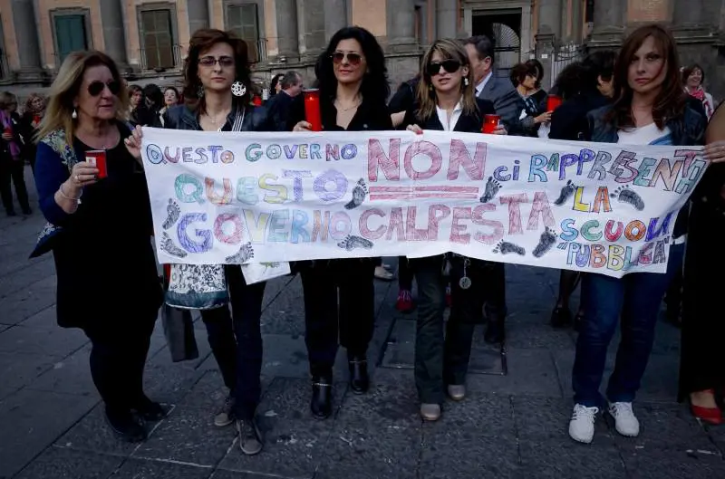 Insegnanti in piazza per protestare contro le assunzioni