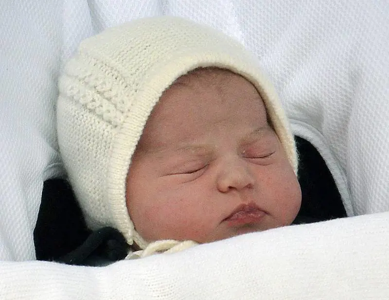 Ora la royal girl rischia  di avere quattro cognomi