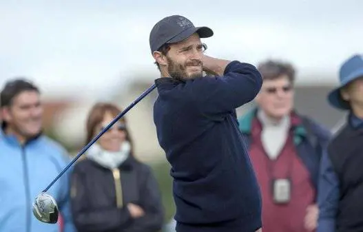 "Forse un infarto", ma era colpa dei bruchi. Paura per Jamie Dornan