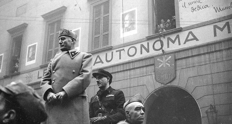 Indagine sulla fine del Duce Setacciando la pista inglese