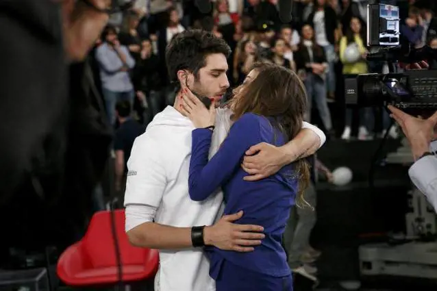 Amici, quel bacio tra Cristian e Virginia dopo l'eliminazione