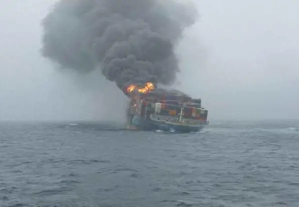 Tobruk, nave turca bombardata dai libici