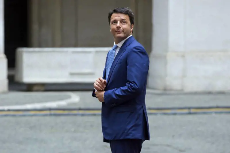 Forza Italia: "Renzi vuole violare silenzio elettorale, il Colle intervenga"