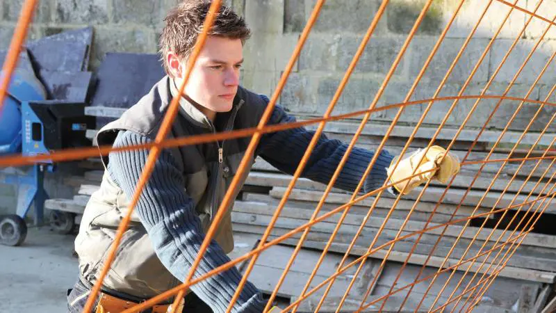 Lavoro sempre più povero: la crisi ha ridotto la massa dei salari