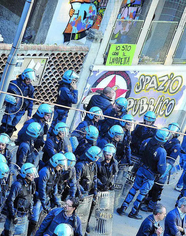 Giro di vite sui centri sociali «Adesso sarà tolleranza zero»
