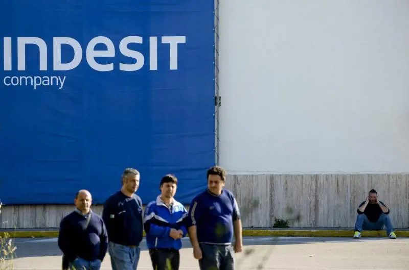 Whirlpool, corteo a Caserta: il 12 giugno sciopero generale