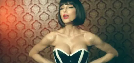La svolta sexy di Anna Tatangelo 