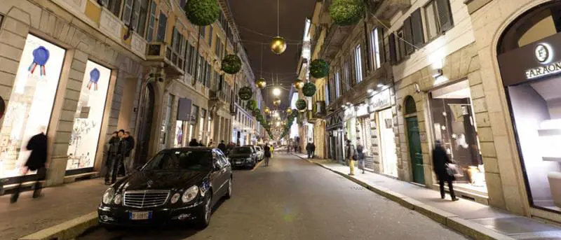 Via Montenapoleone (Milano)