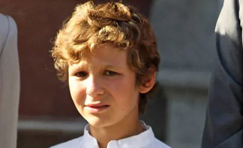 L'erede al trono spagnolo sbotta al parco divertimenti: "Stai zitto, cinese del c..."