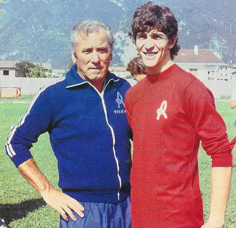 G.B. Fabbri con Paolo Rossi nel Vicenza (Wikipedia)