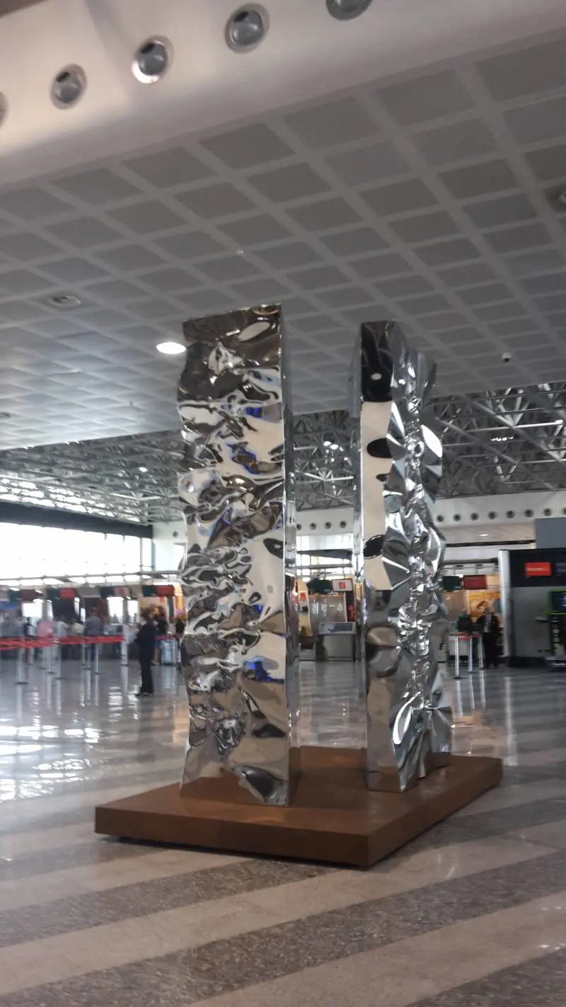 "Lighted runways", nuova tappa dell'arte a Malpensa