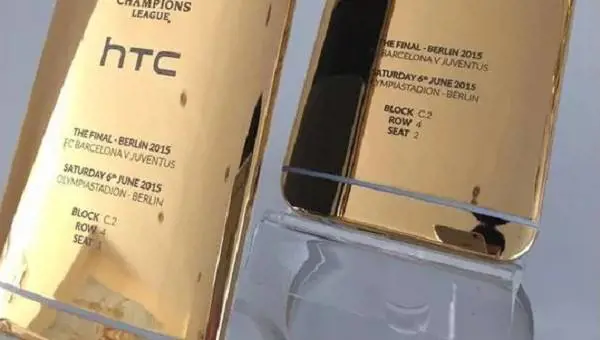 La gaffe di HTC: lanciano su Twitter il nuovo smartphone ma la foto è scattata con un iPhone