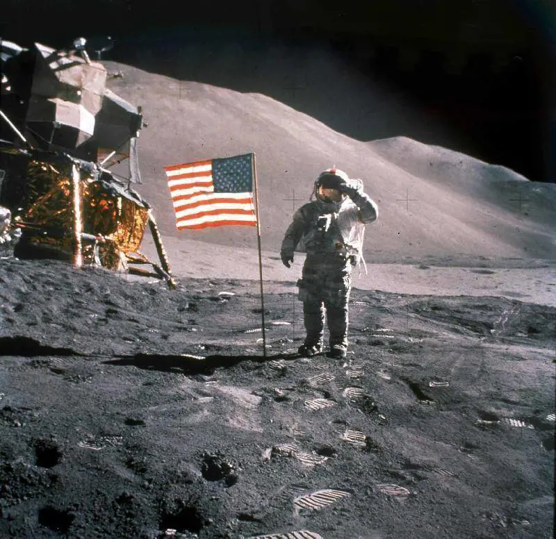 Complottismo lunare. Mosca rilancia i dubbi sulle conquiste spaziali