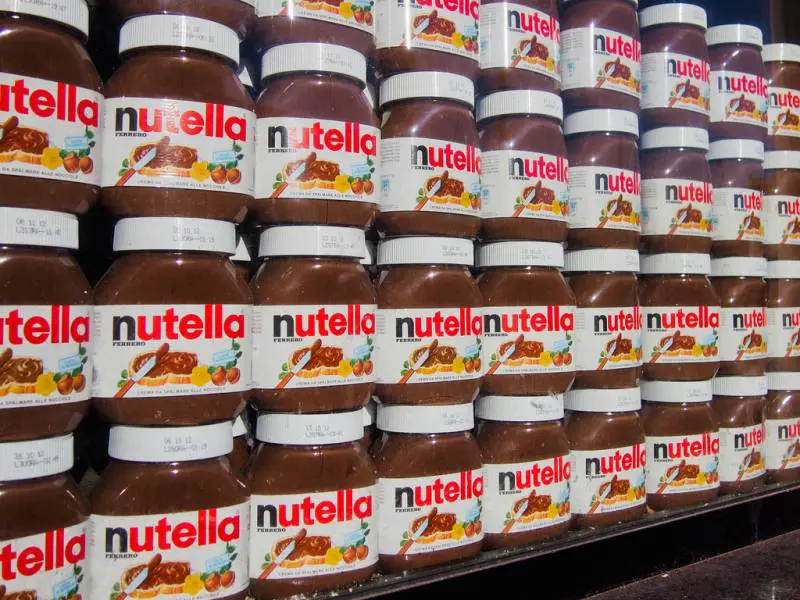 Mancano le nocciole per la Nutella. Ferrero lancia un piano per produrle
