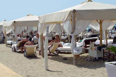 La fuga dei ricchi turisti russi