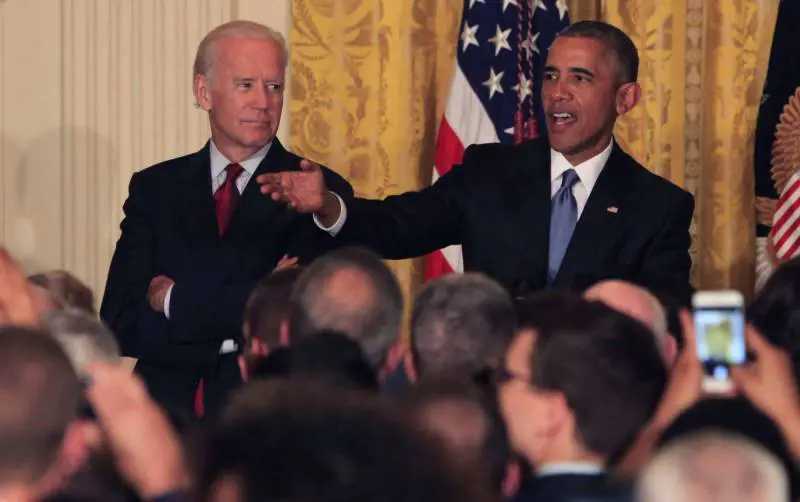 Gaffe di Obama al Pentagono: "Stiamo addestrando l'Isis"