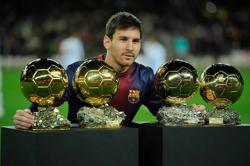 Un pentito accusa il campione Messi: "Partite benefiche per riciclare denaro sporco"