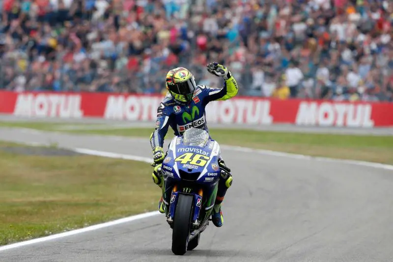 Capolavoro di Rossi in Olanda: Marquez costretto a inchinarsi