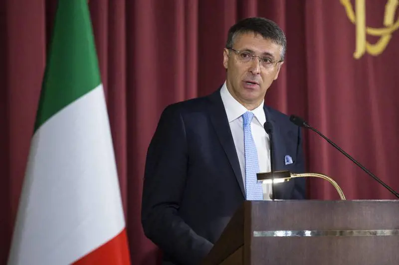 Cantone: ''Serve intervento su Legge Severino''