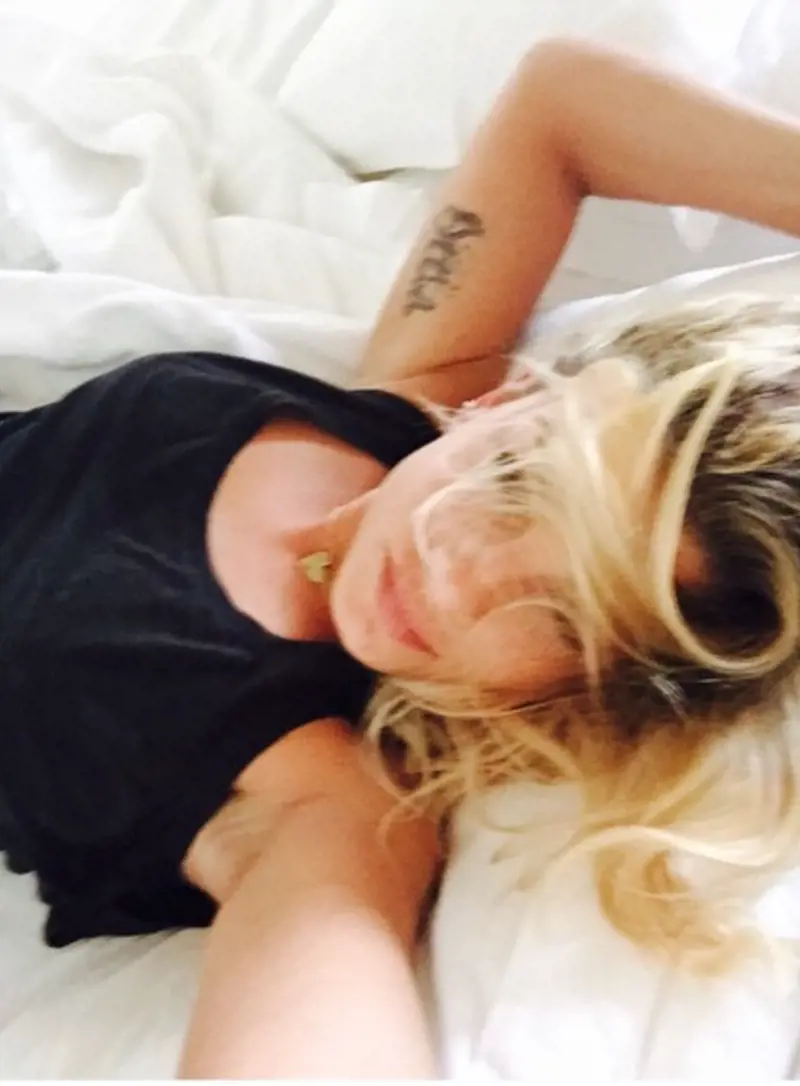 Lo sfogo di Emma: "Mai più un'estate senza concerti. Così mi annoio"