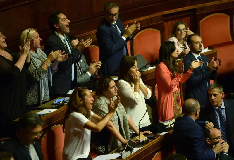 I grillini bocciano il Jobs Act, poi lo sfruttano per assumere