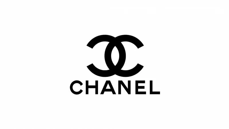 Falsi prodotti "Chanel" nei negozi esclusivi: Blitz della Gdf a Salerno