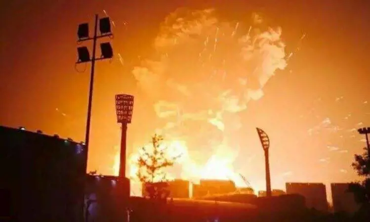Cina, esplode deposito di esplosivi: almeno 44 morti e 520 feriti