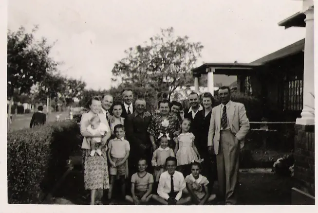 Fra gli album di famiglia e le pagine di storia